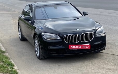 BMW 7 серия, 2013 год, 2 300 000 рублей, 23 фотография