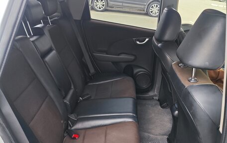 Honda Fit Shuttle I рестайлинг, 2012 год, 865 000 рублей, 6 фотография