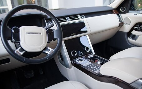 Land Rover Range Rover IV рестайлинг, 2019 год, 7 500 000 рублей, 12 фотография
