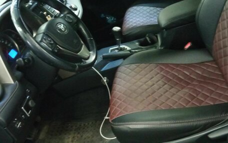 Toyota RAV4, 2013 год, 1 930 000 рублей, 4 фотография