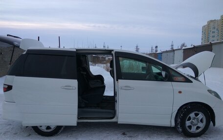 Toyota Estima III рестайлинг -2, 2002 год, 1 150 000 рублей, 2 фотография