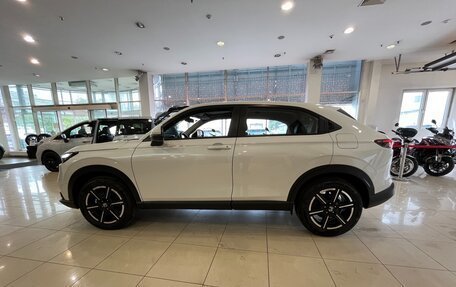 Honda Vezel, 2024 год, 4 690 000 рублей, 4 фотография