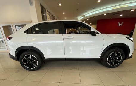 Honda Vezel, 2024 год, 4 690 000 рублей, 5 фотография