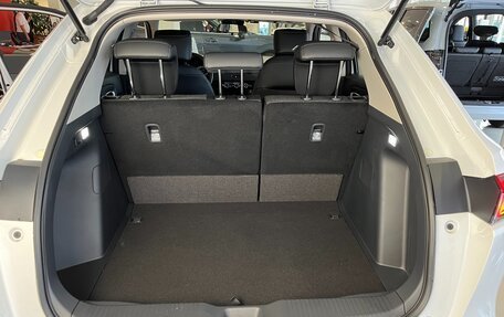Honda Vezel, 2024 год, 4 690 000 рублей, 14 фотография