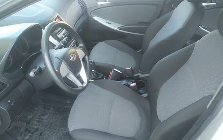 Hyundai Accent IV, 2013 год, 670 000 рублей, 11 фотография