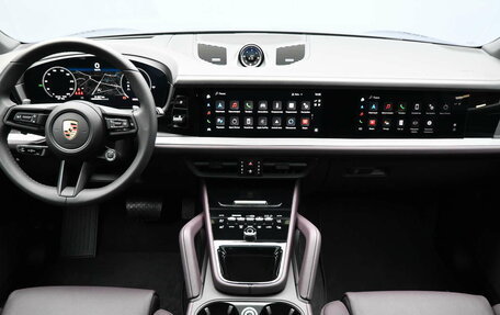Porsche Cayenne III, 2024 год, 17 499 000 рублей, 9 фотография