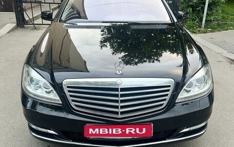 Mercedes-Benz S-Класс, 2011 год, 1 920 000 рублей, 1 фотография