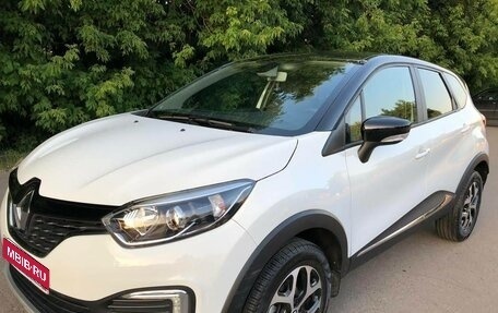 Renault Kaptur I рестайлинг, 2016 год, 1 430 000 рублей, 1 фотография