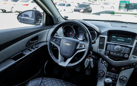 Chevrolet Cruze II, 2011 год, 562 000 рублей, 10 фотография