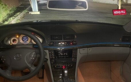 Mercedes-Benz E-Класс, 2006 год, 870 000 рублей, 9 фотография