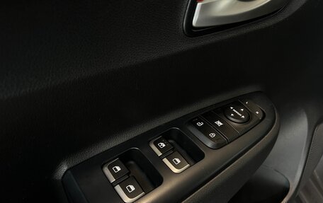 KIA Rio IV, 2021 год, 2 040 000 рублей, 18 фотография