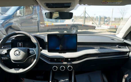 Skoda Superb, 2025 год, 5 600 000 рублей, 6 фотография