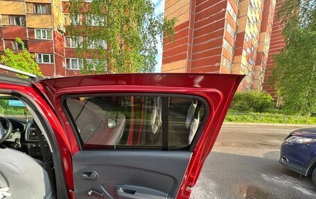 Renault Sandero II рестайлинг, 2021 год, 1 300 000 рублей, 6 фотография