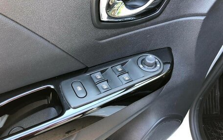 Renault Kaptur I рестайлинг, 2016 год, 1 430 000 рублей, 2 фотография