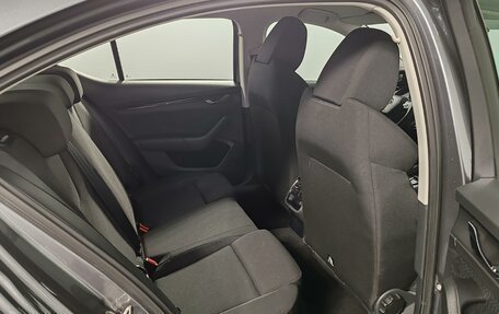Skoda Octavia IV, 2021 год, 2 275 000 рублей, 21 фотография