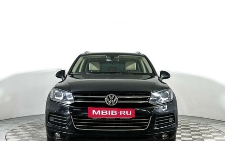 Volkswagen Touareg III, 2012 год, 2 077 000 рублей, 2 фотография
