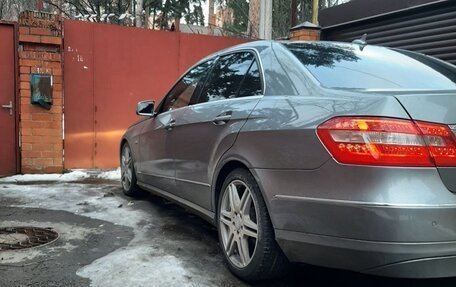 Mercedes-Benz E-Класс, 2009 год, 1 350 000 рублей, 4 фотография