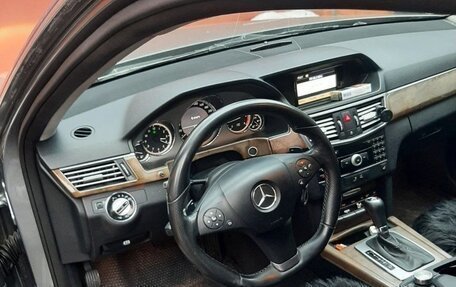 Mercedes-Benz E-Класс, 2009 год, 1 350 000 рублей, 8 фотография