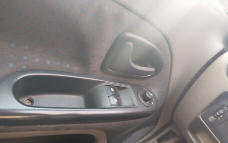 Renault Clio III, 2004 год, 284 000 рублей, 7 фотография