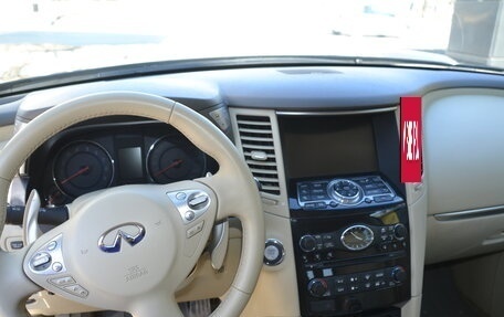 Infiniti FX II, 2011 год, 2 250 000 рублей, 2 фотография
