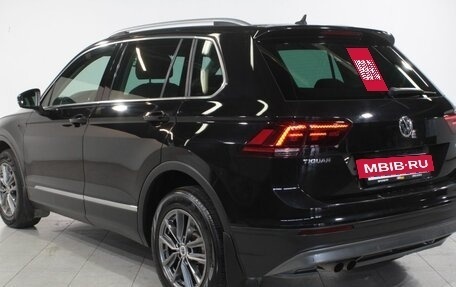 Volkswagen Tiguan II, 2017 год, 2 390 000 рублей, 7 фотография