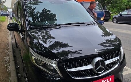 Mercedes-Benz V-Класс, 2019 год, 13 000 000 рублей, 7 фотография
