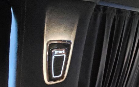 Mercedes-Benz V-Класс, 2019 год, 13 000 000 рублей, 17 фотография