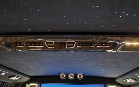 Mercedes-Benz V-Класс, 2019 год, 13 000 000 рублей, 15 фотография