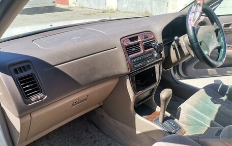 Toyota Vista, 1997 год, 320 000 рублей, 8 фотография