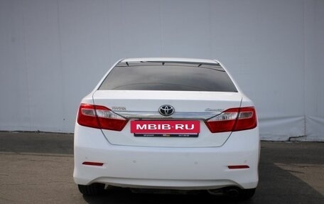Toyota Camry, 2012 год, 1 345 000 рублей, 6 фотография