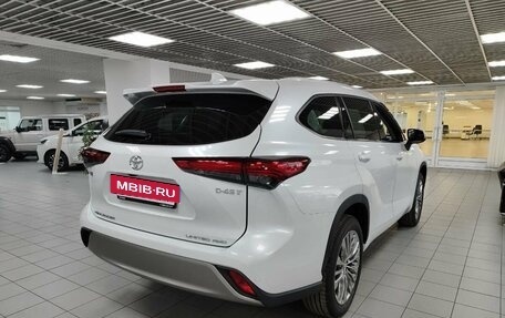 Toyota Highlander, 2025 год, 7 893 080 рублей, 3 фотография