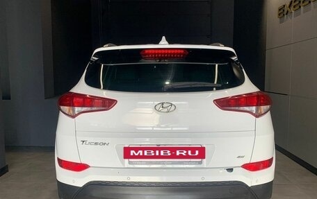 Hyundai Tucson III, 2017 год, 1 940 000 рублей, 6 фотография