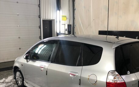 Honda Fit III, 2004 год, 360 000 рублей, 4 фотография