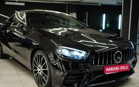 Mercedes-Benz E-Класс, 2020 год, 6 800 000 рублей, 3 фотография