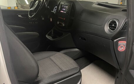 Mercedes-Benz Vito, 2016 год, 3 200 000 рублей, 6 фотография