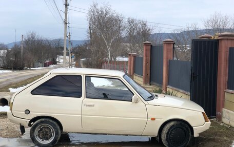 ЗАЗ 1102 «Таврия», 1993 год, 120 000 рублей, 2 фотография