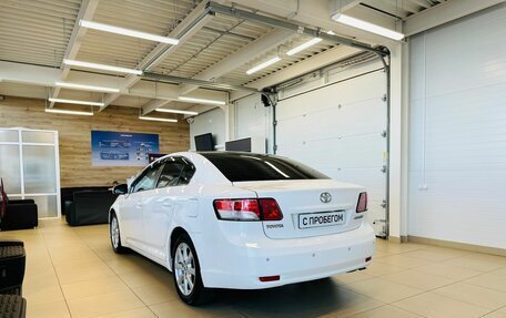 Toyota Avensis III рестайлинг, 2011 год, 1 569 000 рублей, 4 фотография