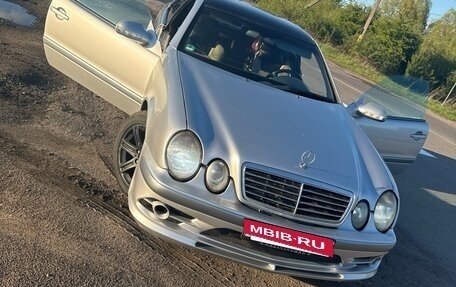Mercedes-Benz CLK-Класс, 1998 год, 450 000 рублей, 2 фотография