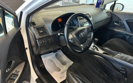 Toyota Avensis III рестайлинг, 2011 год, 1 569 000 рублей, 10 фотография