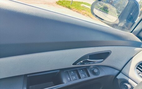 Chevrolet Cruze II, 2013 год, 889 000 рублей, 10 фотография