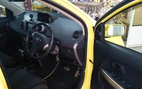Toyota Ist II, 2004 год, 500 000 рублей, 4 фотография