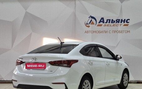 Hyundai Solaris II рестайлинг, 2018 год, 1 390 000 рублей, 3 фотография