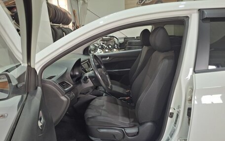 Hyundai Solaris II рестайлинг, 2018 год, 1 390 000 рублей, 17 фотография