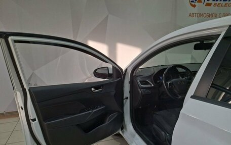 Hyundai Solaris II рестайлинг, 2018 год, 1 390 000 рублей, 22 фотография