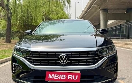 Volkswagen Passat B8 рестайлинг, 2022 год, 2 200 100 рублей, 2 фотография