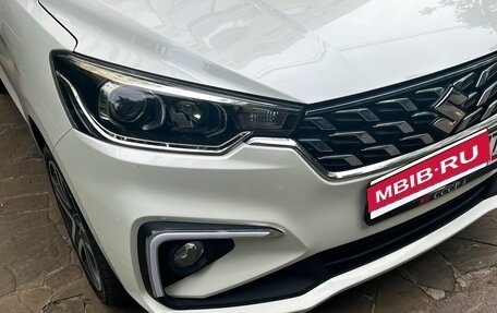 Suzuki Ertiga II, 2022 год, 2 350 000 рублей, 2 фотография