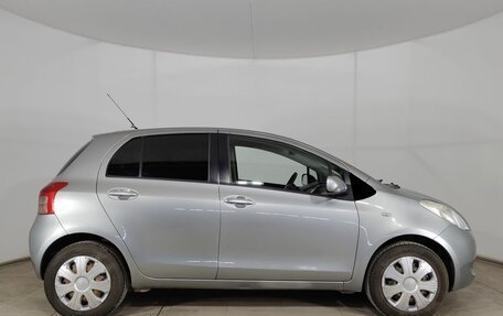 Toyota Yaris III рестайлинг, 2007 год, 565 000 рублей, 4 фотография