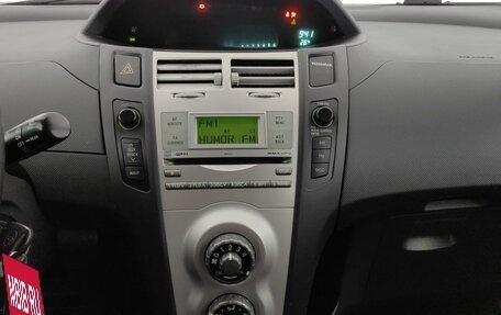 Toyota Yaris III рестайлинг, 2007 год, 565 000 рублей, 14 фотография
