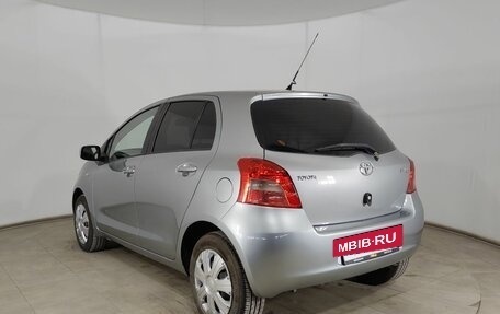Toyota Yaris III рестайлинг, 2007 год, 565 000 рублей, 7 фотография