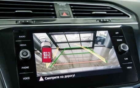Volkswagen Tiguan II, 2019 год, 2 498 000 рублей, 28 фотография